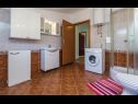 Apartmaji Roland A(4) Vrsar - Istra  - Apartma - A(4): kopalnica s straniščem