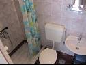 Apartmaji Darko SA1(2) Malinska - Otok Krk  - kopalnica s straniščem