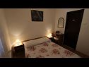 Apartmaji True SA1(2), A2(6) Malinska - Otok Krk  - Apartma - A2(6): spalnica