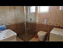 Apartmaji Ema A1(4), A2(4) Malinska - Otok Krk  - Apartma - A1(4): kopalnica s straniščem