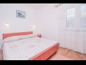 Apartmaji Luce - 50 m from sea: A1(4+1), A2(2+1), A3(2+1) Mali Lošinj - Otok Lošinj  - Apartma - A1(4+1): spalnica