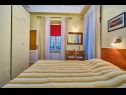 Apartmaji Old Sailor's House - 70m from sea: A1(4), A2(2+2) Mali Lošinj - Otok Lošinj  - Apartma - A1(4): spalnica
