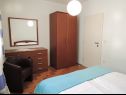 Apartmaji Smilja - 150 m from pebble beach: A1(2+2), A2(2+1), SA3(2) Baška Voda - Riviera Makarska  - Apartma - A2(2+1): spalnica