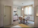 Apartmaji Smilja - 150 m from pebble beach: A1(2+2), A2(2+1), SA3(2) Baška Voda - Riviera Makarska  - Studio apartma - SA3(2): interijer