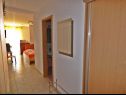 Apartmaji Baška - with parking and wifi: A1(2+1), A4 (2+1), SA-B2 (2), SA-B5 (2), SA-B8 (2), SA-C3 (2), SA-C6 (2) Baška Voda - Riviera Makarska  - Studio apartma - SA-B5 (2): interijer