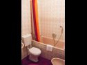 Apartmaji Ante - seaview A1(5), SA2(3), SA3(2+1) Brela - Riviera Makarska  - Apartma - A1(5): kopalnica s straniščem