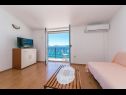 Apartmaji Gordan - apartments by the sea: A1(3+1), A2(3+1), A3(2) Brist - Riviera Makarska  - Apartma - A1(3+1): dnevna soba