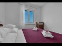 Apartmaji Josip - panoramic sea view & parking: A1(4+2) Makarska - Riviera Makarska  - Apartma - A1(4+2): spalnica