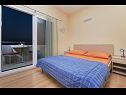 Apartmaji Gianni - modern & great location: SA1(2), A2(2+2), A3(2+2) Makarska - Riviera Makarska  - Apartma - A2(2+2): spalnica