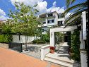 Apartmaji Gianni - modern & great location: SA1(2), A2(2+2), A3(2+2) Makarska - Riviera Makarska  - hiša