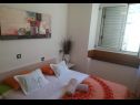 Apartmaji JoviZ - 20m from the sea A1(3+1) Makarska - Riviera Makarska  - Apartma - A1(3+1): spalnica