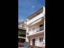 Apartmaji Prgo - close to center & parking: A(6) Makarska - Riviera Makarska  - hiša