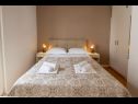 Apartmaji Gianni - modern & great location: SA1(2), A2(2+2), A3(2+2) Makarska - Riviera Makarska  - Studio apartma - SA1(2): spalnica