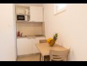 Apartmaji Gianni - modern & great location: SA1(2), A2(2+2), A3(2+2) Makarska - Riviera Makarska  - Studio apartma - SA1(2): kuhinja