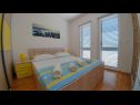 Apartmaji Ennio - free parking: A1(6+2) Makarska - Riviera Makarska  - Apartma - A1(6+2): spalnica