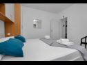 Apartmaji Prgo - close to center & parking: A(6) Makarska - Riviera Makarska  - Apartma - A(6): spalnica