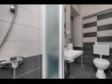 Apartmaji Prgo - close to center & parking: A(6) Makarska - Riviera Makarska  - Apartma - A(6): kopalnica s straniščem