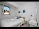 Apartmaji Maja - 100 from the beach: A1- Galebovo krilo (2+2), A2-Uzorita (2+2), SA1(2) Podgora - Riviera Makarska  - Apartma - A2-Uzorita (2+2): spalnica