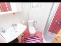 Hiša za počitnice Tonci - comfortable & surrounded by nature: H(8+2) Tučepi - Riviera Makarska  - Hrvaška  - H(8+2): kopalnica s straniščem