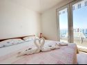 Apartmaji Mira - 10 m from beach: SA3(2), SA4(2), A5(2+2) Zaostrog - Riviera Makarska  - Apartma - A5(2+2): spalnica
