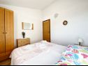 Apartmaji Mira - 10 m from beach: SA3(2), SA4(2), A5(2+2) Zaostrog - Riviera Makarska  - Apartma - A5(2+2): spalnica
