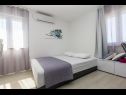 Apartmaji Beti comfort - 300m from beach A1(3+1) Betina - Otok Murter  - Apartma - A1(3+1): spalnica