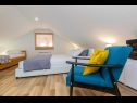 Apartmaji Beti comfort - 300m from beach A1(3+1) Betina - Otok Murter  - Apartma - A1(3+1): spalnica