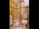 Hiša za počitnice Gor - free WiFi H(2+1) Gata - Riviera Omiš  - Hrvaška  - H(2+1): kopalnica s straniščem