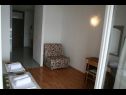 Apartmaji Ivo - sea view; A1(2+2), A3(2+2), A5(4), SA4(2+1), SA2(2+1) Pisak - Riviera Omiš  - Studio apartma - SA4(2+1): dnevna soba
