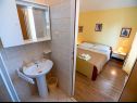 Apartmaji Keko - 100 m from the beach : A1(4+1), A2(4+1) Banjol - Otok Rab  - Apartma - A2(4+1): kopalnica s straniščem