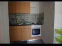 Apartmaji Tatjana - 300 m from beach: A1(2+2), A2(4) Banjol - Otok Rab  - Apartma - A1(2+2): kuhinja