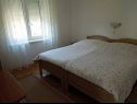 Apartmaji Josi - free parking: A1(2+2), A2(2+2), A3(2) Banjol - Otok Rab  - Apartma - A2(2+2): spalnica