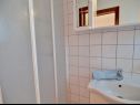 Apartmaji Ana - 50m from sea A1(4), A2(4), A3(2) Supetarska Draga - Otok Rab  - Apartma - A1(4): kopalnica s straniščem