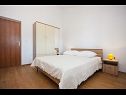 Apartmaji Per - comfortable  family apartments A1(2+2), A2(4+1), A3(2+2) Grebaštica - Riviera Šibenik  - Apartma - A3(2+2): spalnica