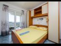 Apartmaji Anica A1(2+1), A2(2+2) Zaliv Kanica (Rogoznica) - Riviera Šibenik  - Hrvaška  - Apartma - A1(2+1): spalnica