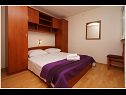 Apartmaji Elvi - amazing position & parking: A1 mali(2+1), A2(2+2), A3(4+1), A4 gornji(4+1), A5(2+1) Primošten - Riviera Šibenik  - Apartma - A2(2+2): spalnica