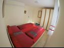 Apartmaji Marko - 30m from beach; A1(2+2), A2(2+2), A3(2+2), A4(2+2) Rogoznica - Riviera Šibenik  - Apartma - A2(2+2): spalnica