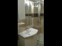 Apartmaji Damir A1(2+2) Šibenik - Riviera Šibenik  - Apartma - A1(2+2): kopalnica s straniščem