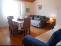 Apartmaji Desy - free parking & BBQ: SA1(2+2), SA2(2+2), A3(4+2) Srima - Riviera Šibenik  - Apartma - A3(4+2): dnevna soba
