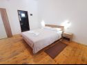 Apartmaji Kate - 200 m from beach: A1(2), A2(4+1), SA3(2), A4(6+1) Vodice - Riviera Šibenik  - Apartma - A1(2): spalnica