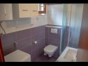 Apartmaji Daira - great location A1(2), A2(2), A3(4) Stomorska - Otok Šolta  - Apartma - A3(4): kopalnica s straniščem