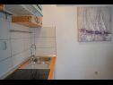 Apartmaji Daira - great location A1(2), A2(2), A3(4) Stomorska - Otok Šolta  - Apartma - A3(4): kuhinja