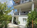 Apartmaji Jurica - 100 m from sea: A1(4+2), SA2(2), A3(2+2) Kaštel Novi - Riviera Split  - hiša