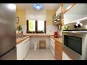 Apartmaji Lidia - barbecue: A1(2+2) Kastel Stari - Riviera Split  - Apartma - A1(2+2): kuhinja