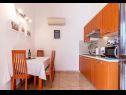 Apartmaji Branka - 50 m from beach: A1(2+2) Podstrana - Riviera Split  - Apartma - A1(2+2): kuhinja in jedilnica