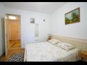 Apartmaji Marija - 120 m from the beach : A1(4+1), SA3(2) Podstrana - Riviera Split  - Apartma - A1(4+1): spalnica