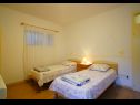 Apartmaji Marija - 120 m from the beach : A1(4+1), SA3(2) Podstrana - Riviera Split  - Studio apartma - SA3(2): spalnica