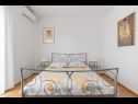Apartmaji Neven - comfortable & great location: A1(4+2) Split - Riviera Split  - Apartma - A1(4+2): spalnica