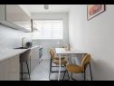 Apartmaji Neven - comfortable & great location: A1(4+2) Split - Riviera Split  - Apartma - A1(4+2): kuhinja in jedilnica