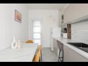 Apartmaji Neven - comfortable & great location: A1(4+2) Split - Riviera Split  - Apartma - A1(4+2): kuhinja in jedilnica